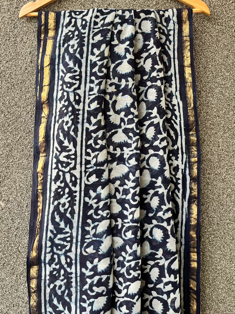 Floral Jaal Indigo Dabu Chanderi Saree