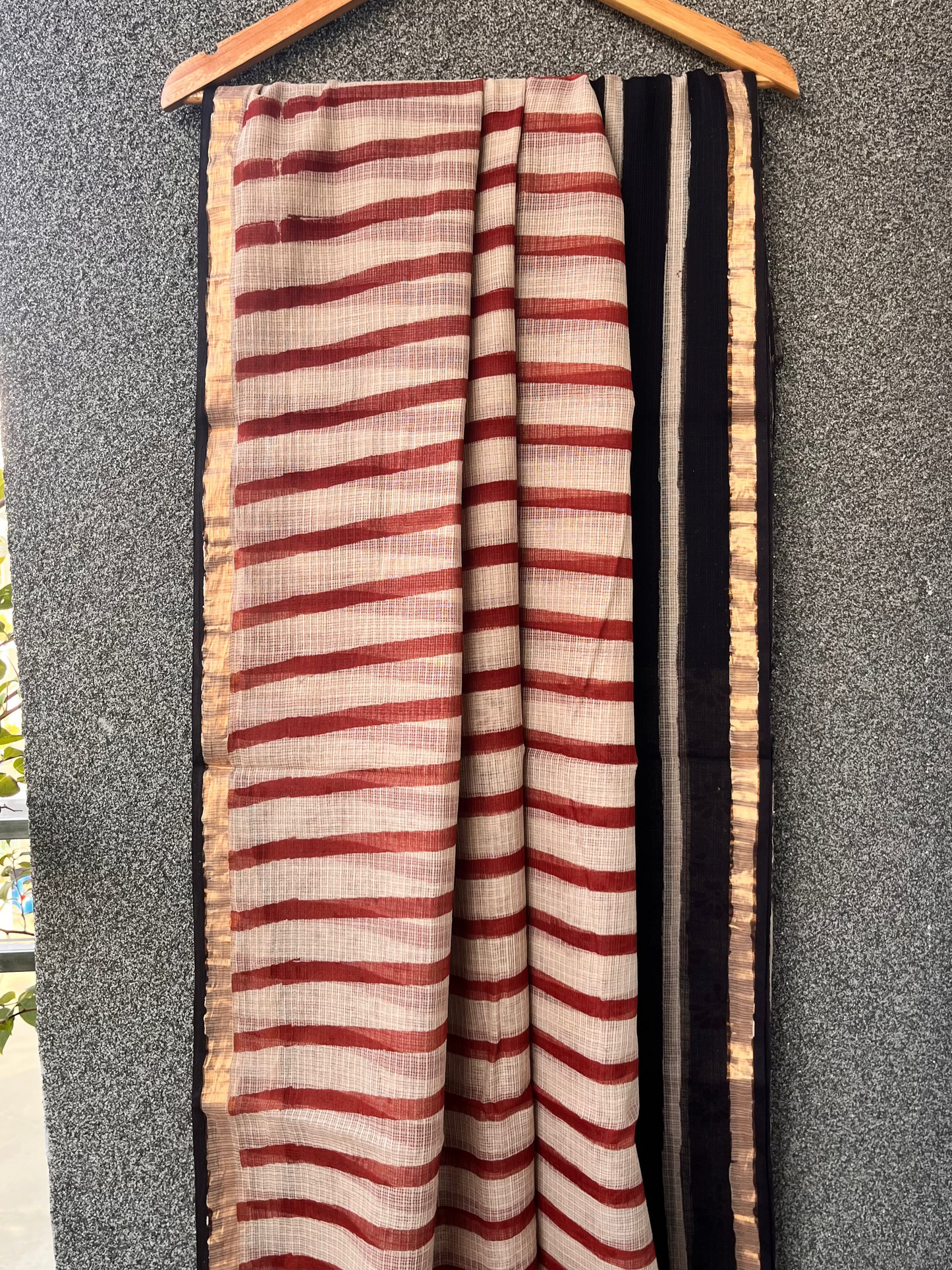 Red & Black Lined Kota doriya Saree