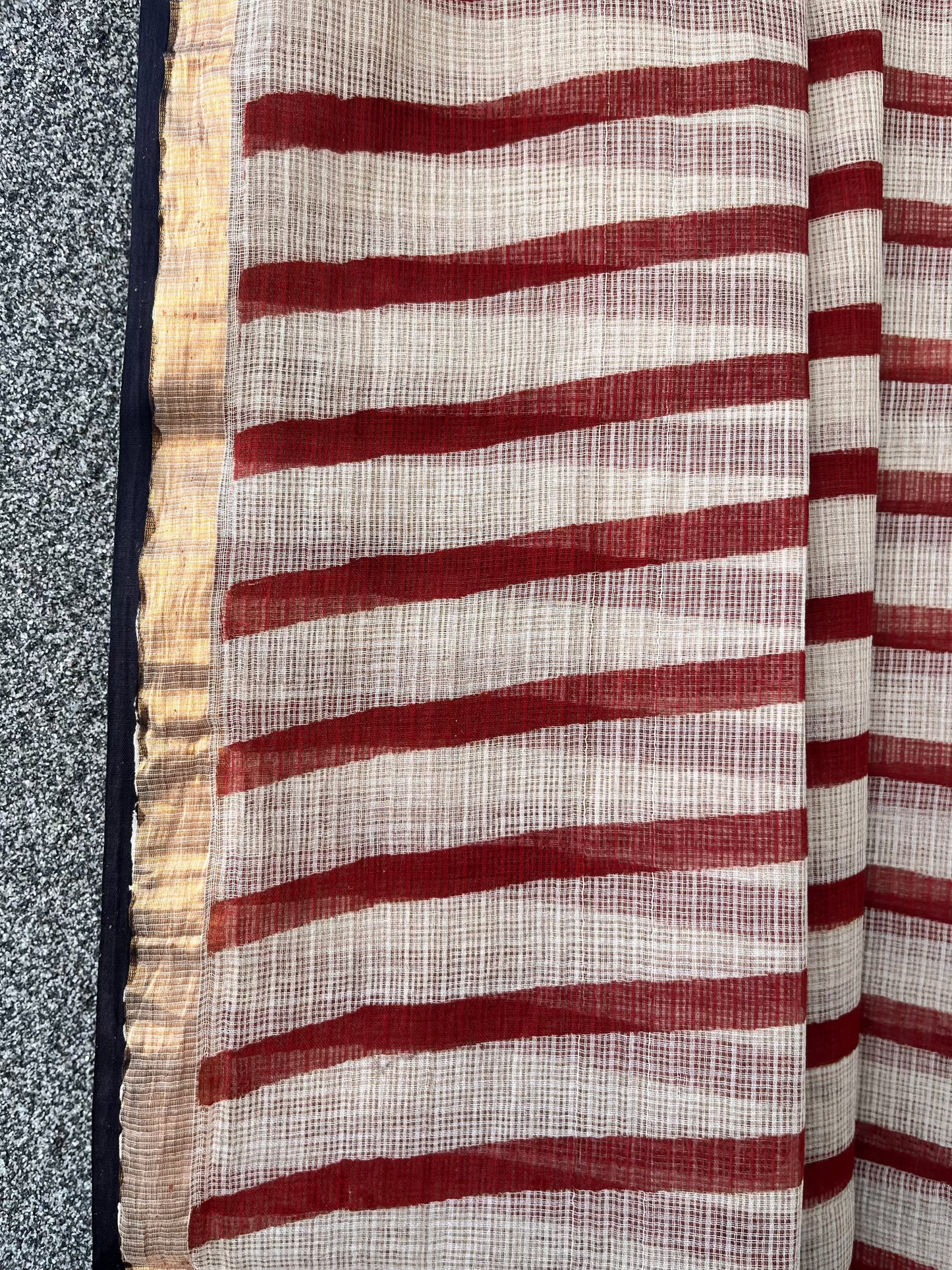 Red & Black Lined Kota doriya Saree
