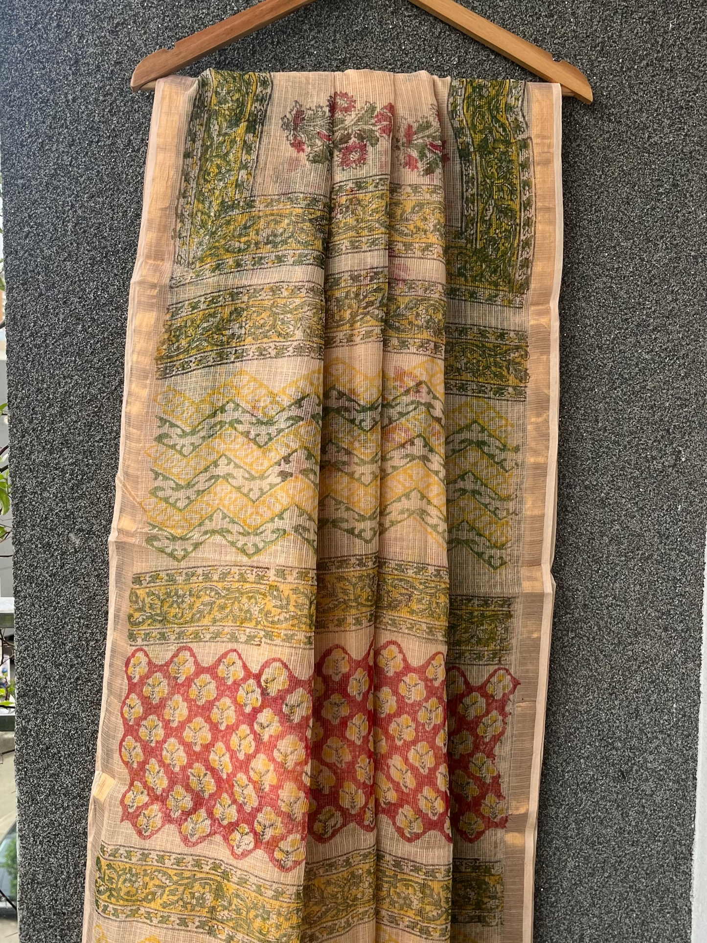 Beige Floral Boota Kota doriya Saree